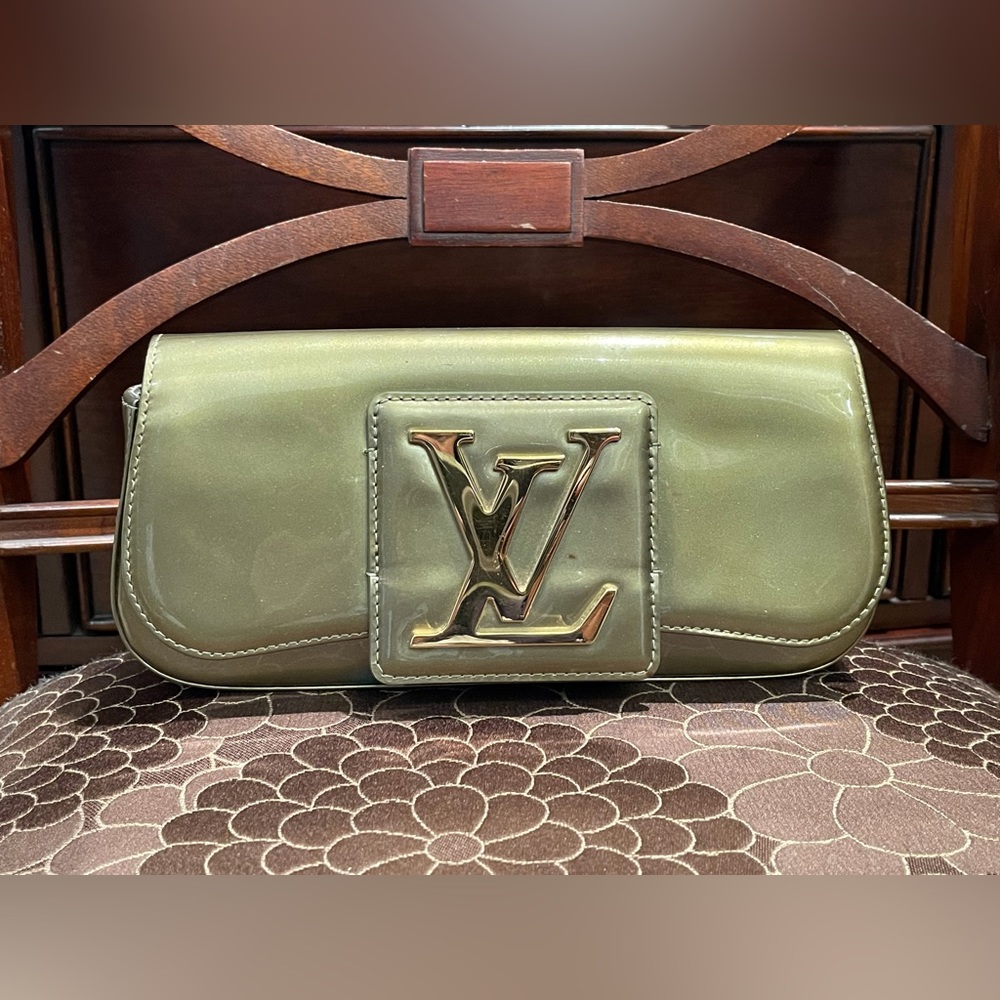 Louis Vuitton LV Vernis Sobe Clutch Bag
